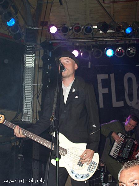 FloggingMolly_20060801T213702-0019.JPG.jpg