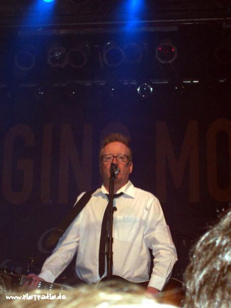 FloggingMolly-20030328T194136-000016.JPG.jpg