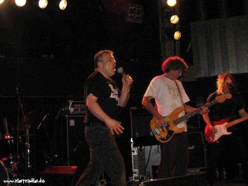 Jello Biafra & The Guantanamo School Of Medicine