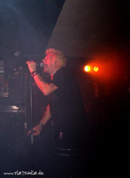 uksubs_20060215-23:08:34-0013.JPG.jpg